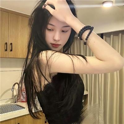 这里是亚美子 封面